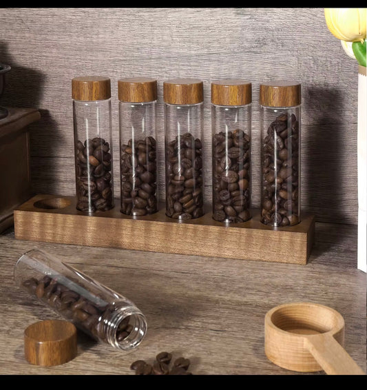 Tea display with an airtight lid