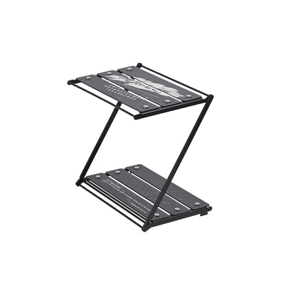 Shelf for organizing items